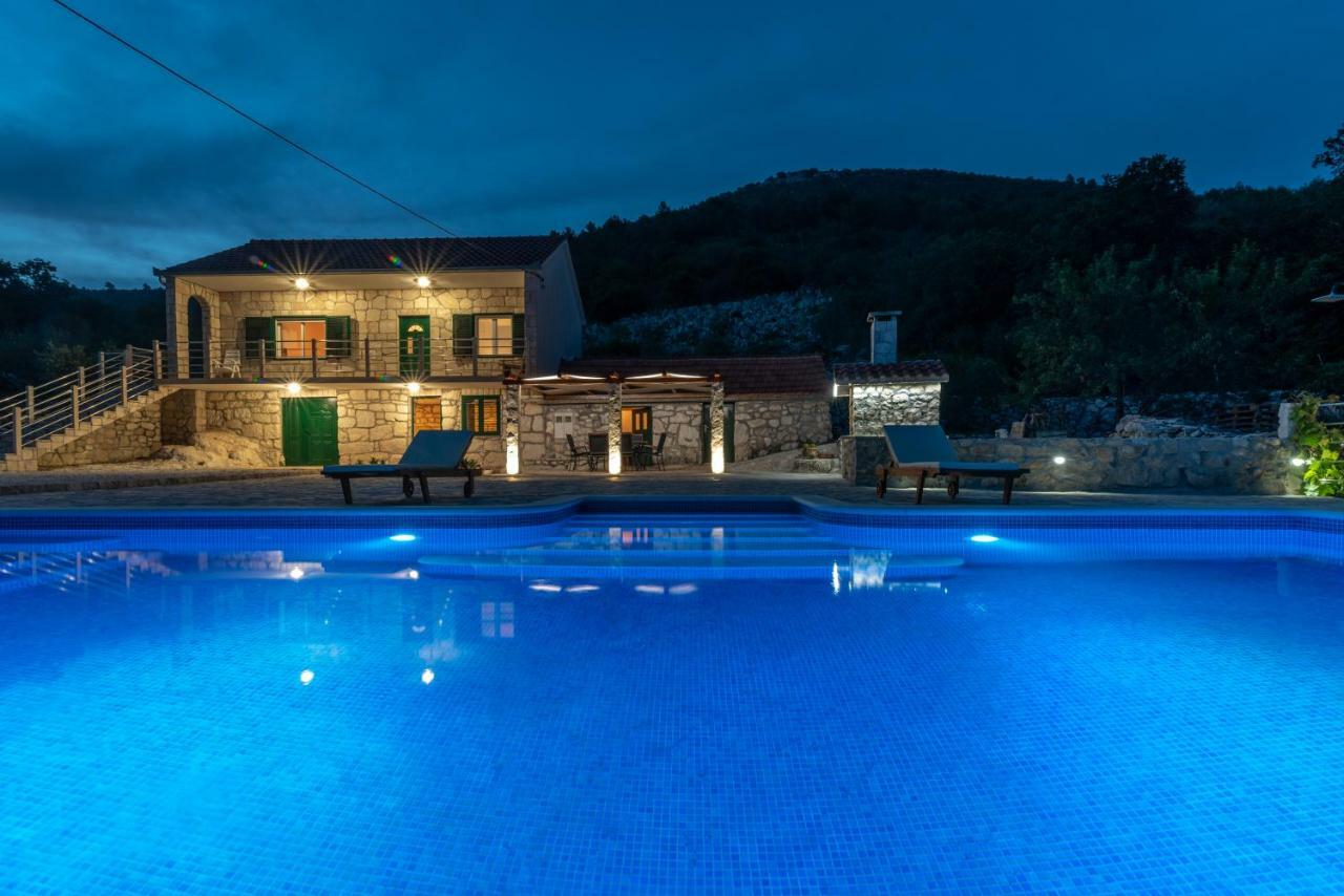 Villa Zuza Bristivica Exteriör bild